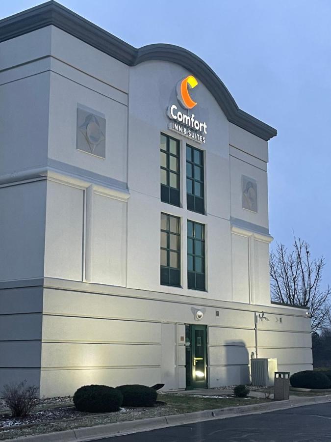 Comfort Inn & Suites Grand Blanc-Flint Exteriér fotografie