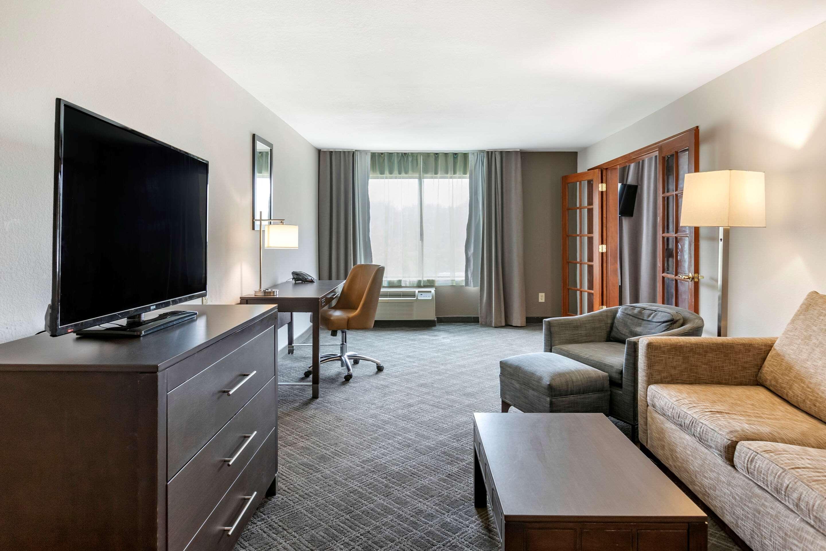 Comfort Inn & Suites Grand Blanc-Flint Exteriér fotografie