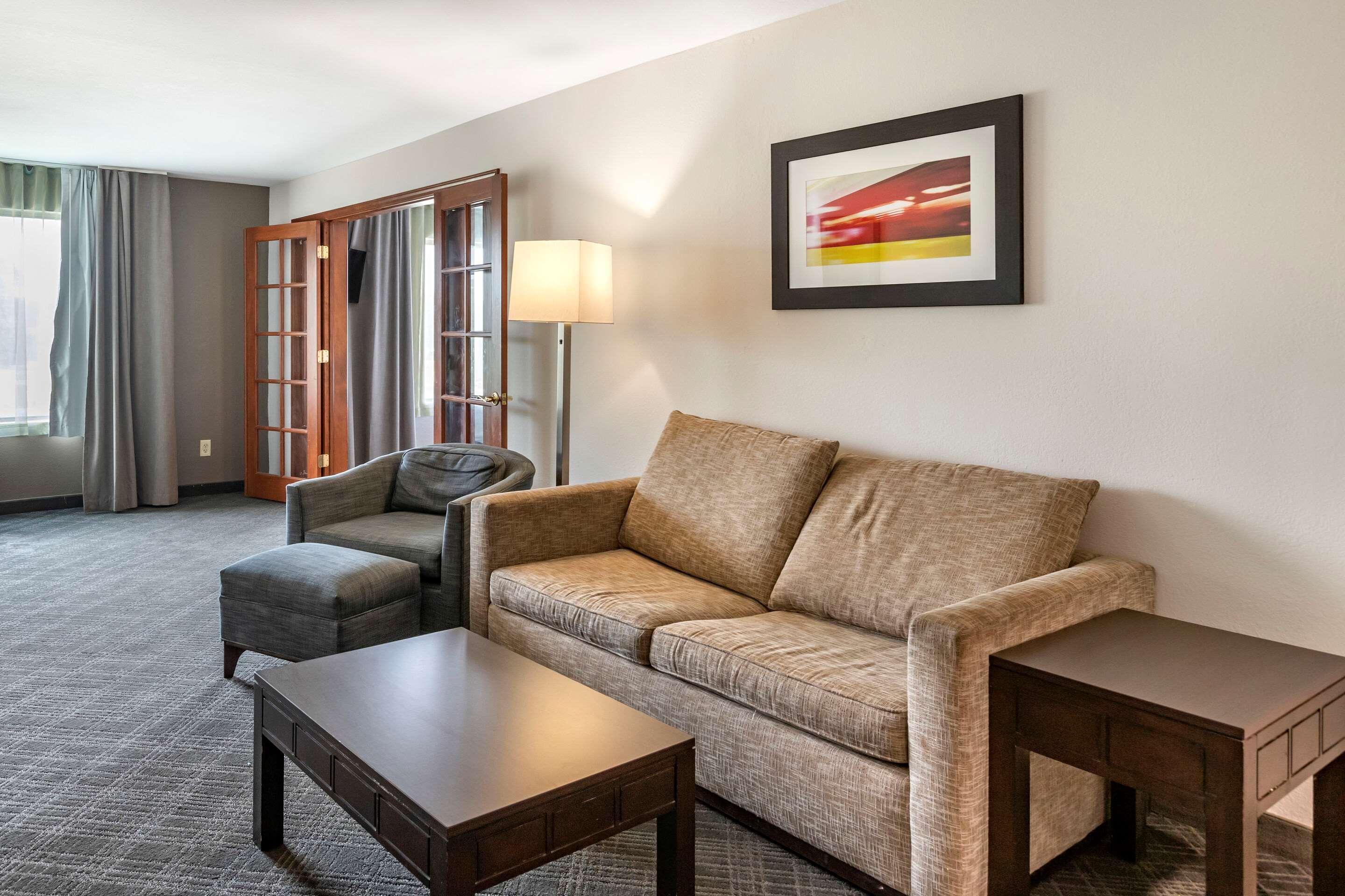 Comfort Inn & Suites Grand Blanc-Flint Exteriér fotografie