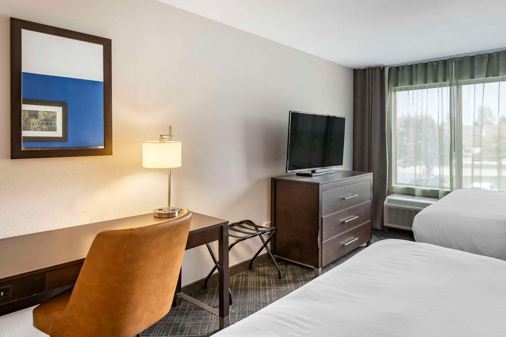Comfort Inn & Suites Grand Blanc-Flint Exteriér fotografie